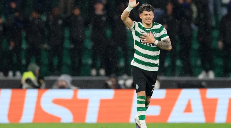 Maximiliano Araújo tras marcar el cuarto gol del Sporting CP durante el partido de vuelta de los octavos de final de la Liga de Campeones de la UEFA, ante el Bodø/Glimt, en el estadio José Alvalade de Lisboa, el 17 de marzo. Foto: Patricia de Melo Moreira / AFP